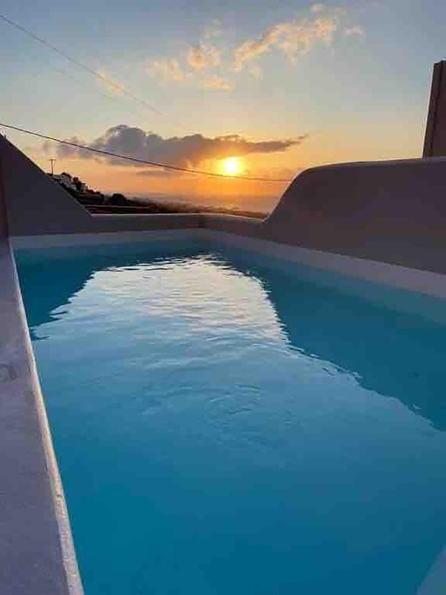Pink Freud Villas Santorini イア エクステリア 写真